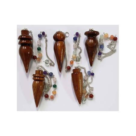 Comprando 5 Péndulos de Madera Variados sin envasar con cadena de Chakras