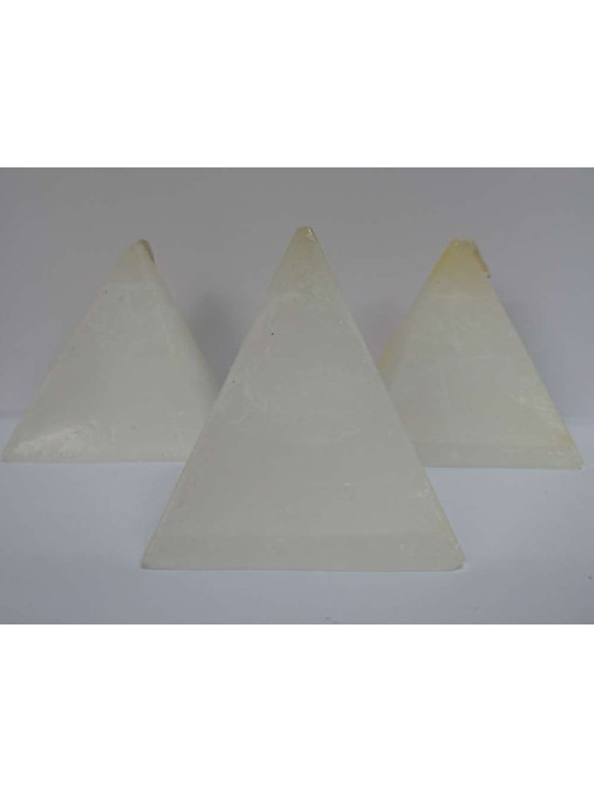 Vela Pirámide Pequeña Blanca, 6cm base x 7cm altura, Abrecaminos