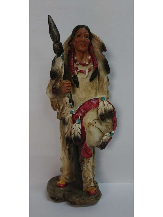 Imagen Artesana en Resina Indio, con Lanza y Escudo. 18,5cm