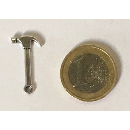 Amuleto Colgante Martillo