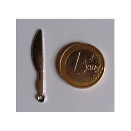 Amuleto Colgante Cuchillo