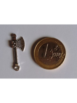 Amuleto Colgante Hacha Celta.