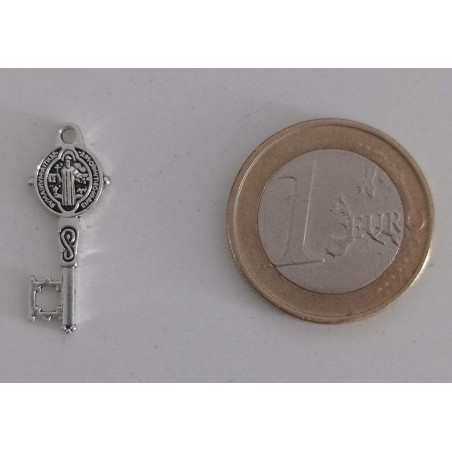 Amuleto Llave san Benito
