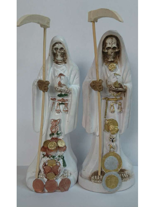 Producto pequeña tara    Imagen Artesanal en Resina Santa Muerte Blanca. 20 cm. pequeño golpe