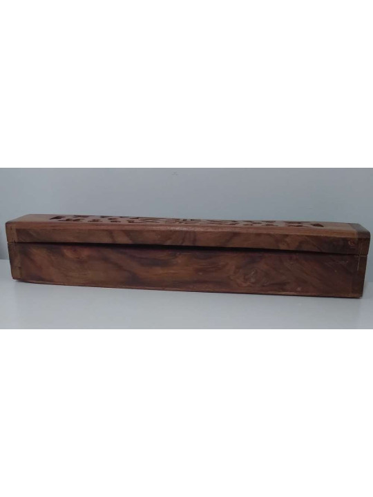 Producto pequeña Tara. Caja Quemador de Incienso madera Tallada. No cierra bien