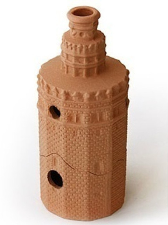 Producto con pequeña tara, Incensario Artesanal Torre de Oro 16cm, mal acabado