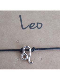 Atractiva Pulsera signo Leo