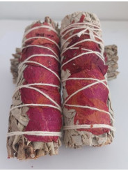Atadillo de Salvia Blanca con Rosa Roja de 11 cm. aprox.