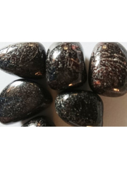 Canto Rodado Mediano Granate de 2,5 a 3,5 cm