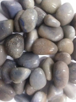 Canto Rodado Mediano Cuarzo Azul Comercial B de 2,5 a 3,5 cm