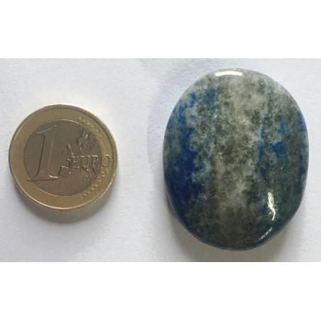 Mineral Oval 3,5 a 4,5 centímetros. Lapislázuli
