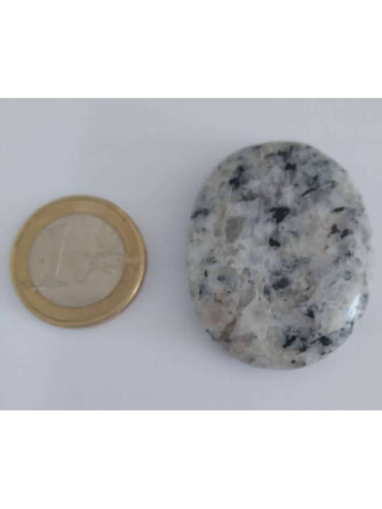 Mineral Oval 3,5 a 4,5 centímetros. Piedra Luna