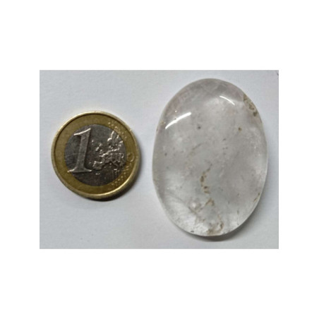Mineral Oval 3,5 a 4,5 centímetros. Cuarzo Cristal