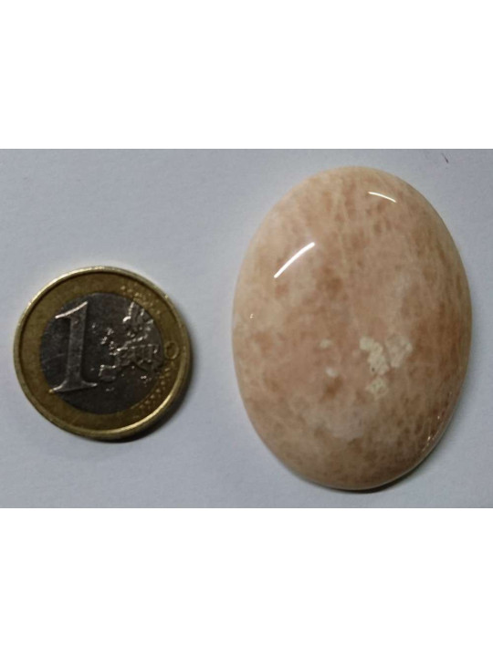 Mineral Oval 3,5 a 4,5 centímetros. Piedra Sol