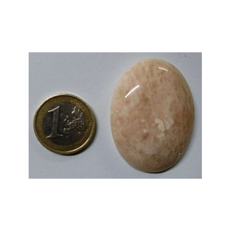 Mineral Oval 3,5 a 4,5 centímetros. Piedra Sol