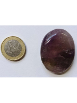 Mineral Oval 3,5 a 4,5 centímetros. Fluorita Lila